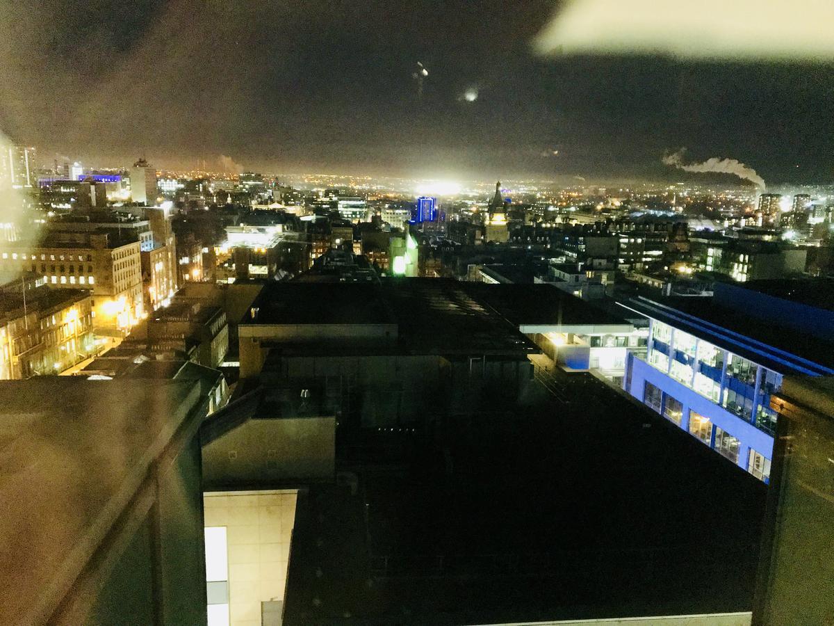 Glasgow Central Station Skyline Apartment With Parking Exteriör bild