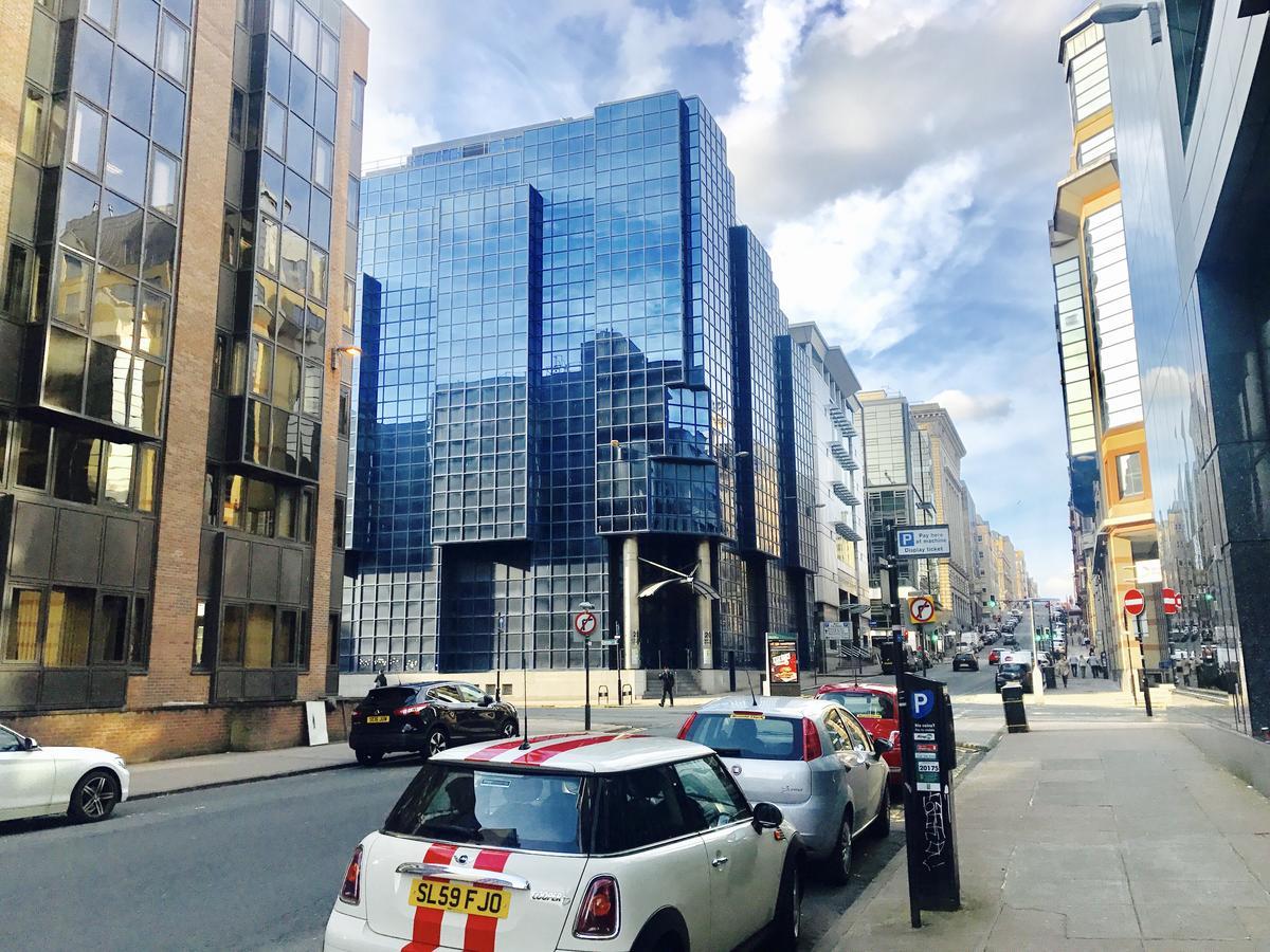Glasgow Central Station Skyline Apartment With Parking Exteriör bild